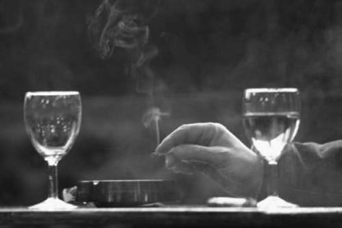 ¿Beber o fumar, qué es más perjudicial para nuestra salud?